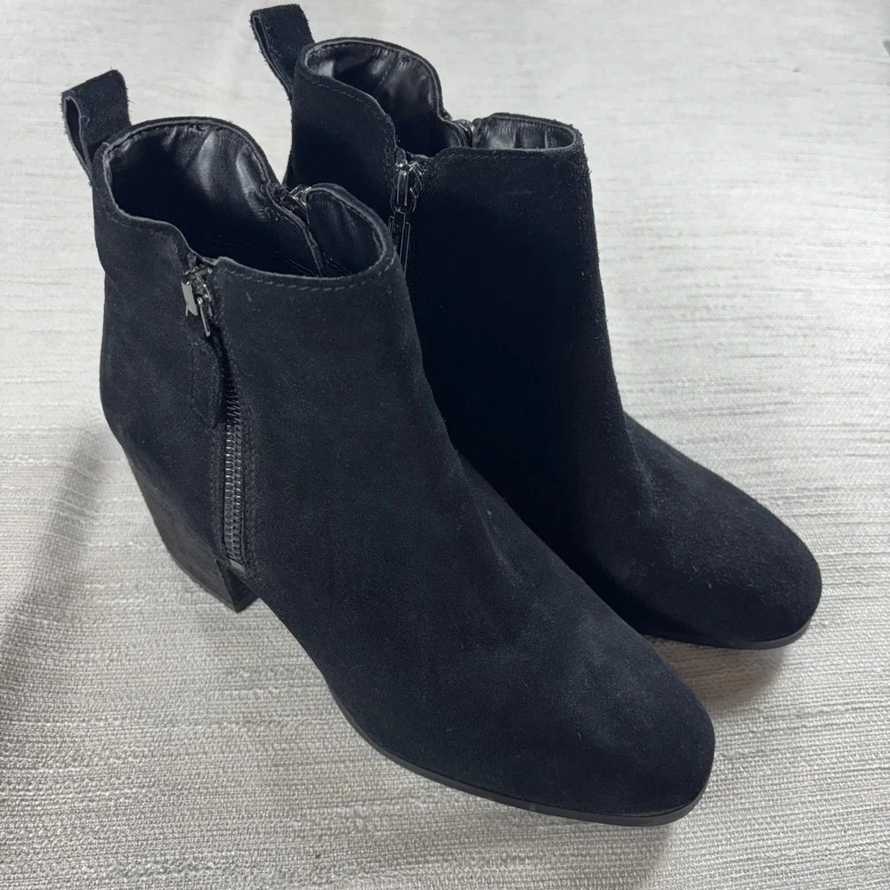 Blondo‎ Waterproof Black Suede Block Heel Ankle Boots Classic Womens Size 8.5M